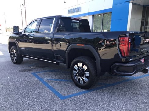 New 2025 GMC Sierra 2500 Denali w/ Denali Reserve Package image 4