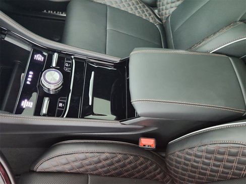 New 2025 Jeep Grand Cherokee Summit image 30