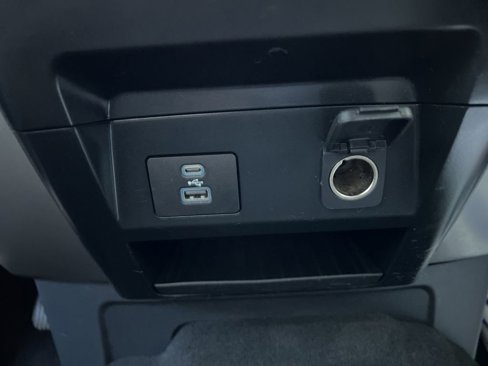 Used 2022 Ford F250 Lariat w/ Lariat Ultimate Package image 32