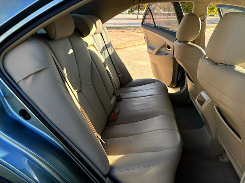 Used 2011 Toyota Camry LE image 21