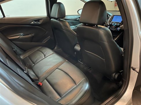 Used 2017 Chevrolet Cruze LT image 64
