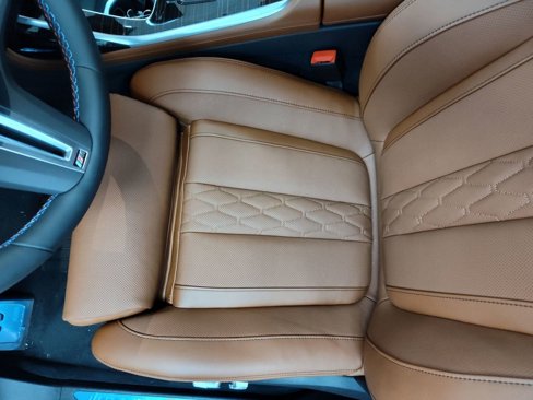 New 2026 BMW X7 M60i image 19