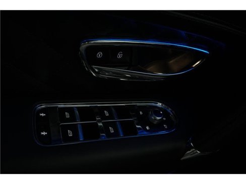 Used 2018 Bentley Bentayga image 66
