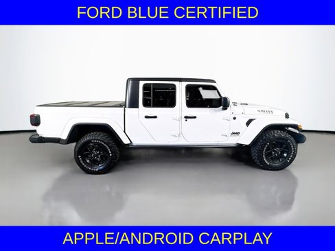 Used 2024 Jeep Gladiator Sport image 4