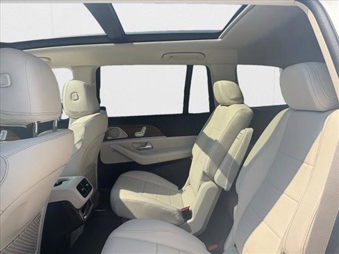 New 2026 Mercedes-Benz GLS 450 4MATIC image 19