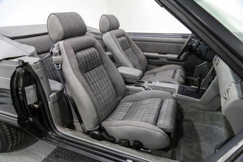Used 1989 Ford Mustang LX image 21