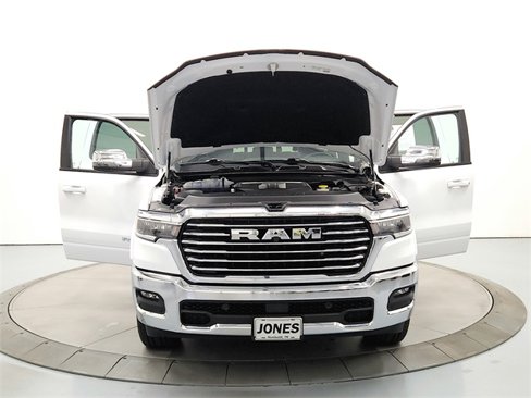 Used 2025 RAM 1500 Laramie image 11