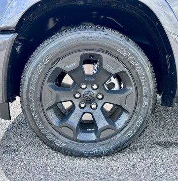 New 2026 RAM 1500 4x4 Crew Cab image 13