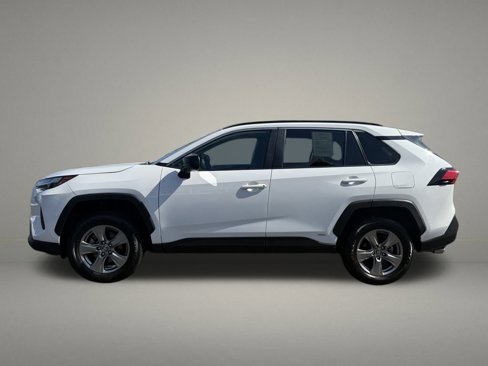 Used 2024 Toyota RAV4 LE image 2