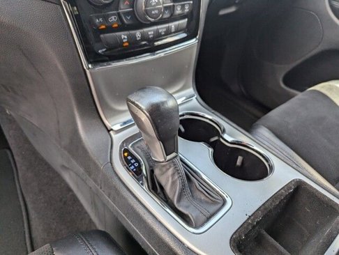 Used 2019 Jeep Grand Cherokee Altitude image 22