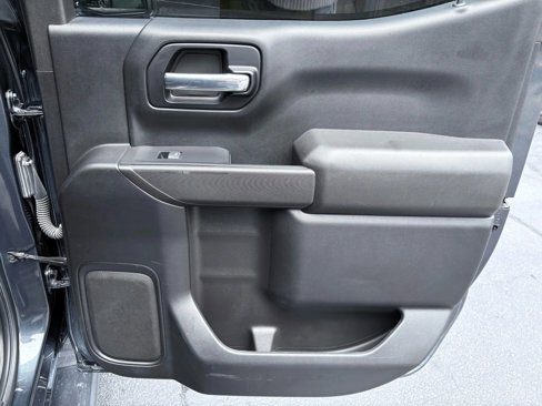 Used 2022 Chevrolet Silverado 1500 Custom image 18