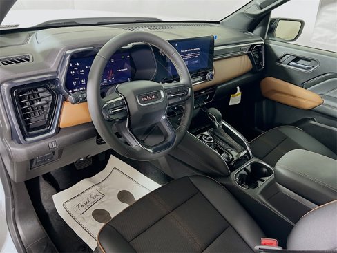 New 2025 GMC Canyon AT4 image 10