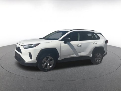 Used 2024 Toyota RAV4 LE image 8