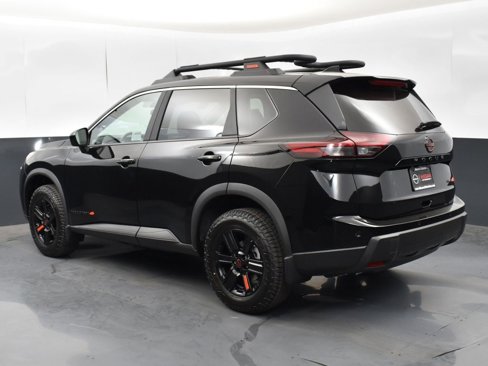 New 2026 Nissan Rogue SV image 5