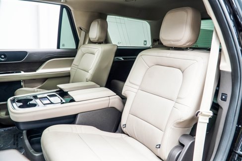 Used 2024 Lincoln Navigator Reserve w/ Monochromatic Package image 36