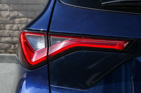 Used 2022 Acura MDX SH-AWD w/ Advance Package image 9