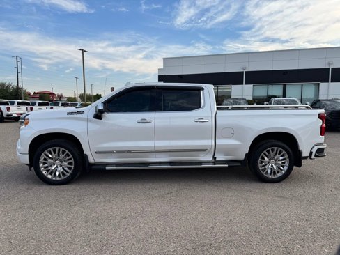 Used 2023 Chevrolet Silverado 1500 High Country w/ Technology Package image 8