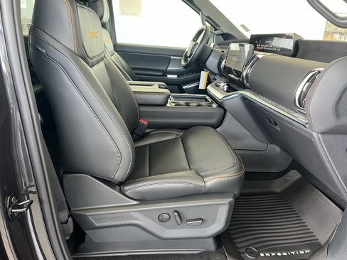 New 2025 Ford Expedition Tremor image 30