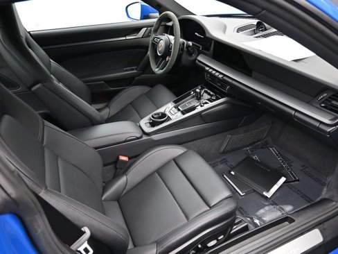 Certified 2025 Porsche 911 Carrera w/ Premium Package image 9