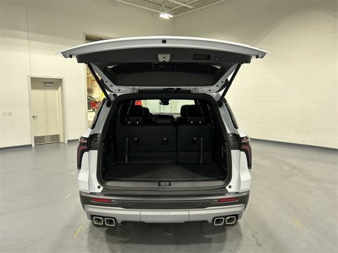 New 2026 Chevrolet Traverse Z71 w/ Enhanced Driving Package image 21