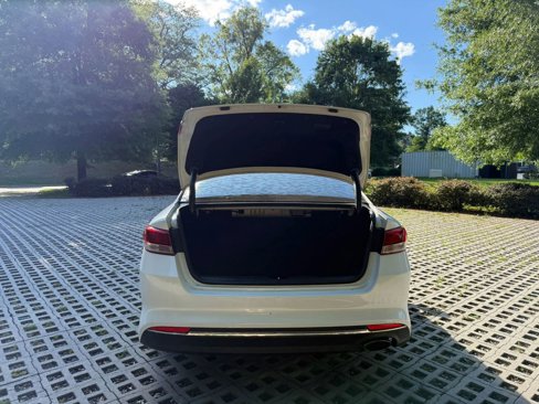 Used 2016 Kia Optima LX image 14