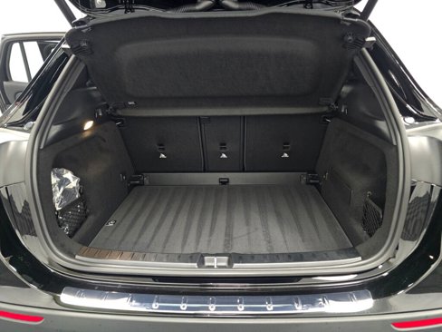 New 2026 Mercedes-Benz GLA 250 4MATIC image 11