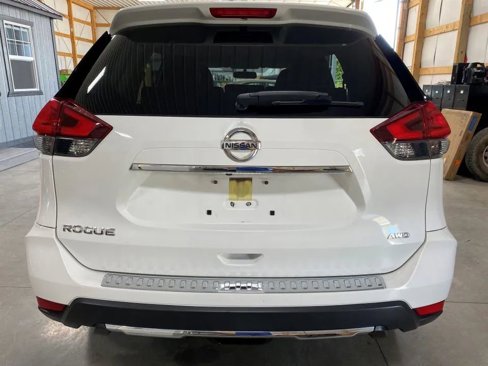 Used 2017 Nissan Rogue S w/ S Appearance Package image 6