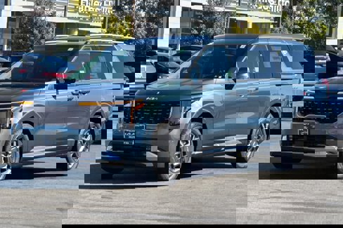 New 2026 Kia Carnival SX image 8