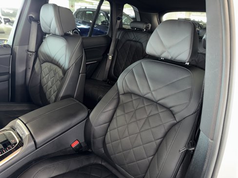 Certified 2025 BMW X5 xDrive40i w/ Climate Comfort Package image 33