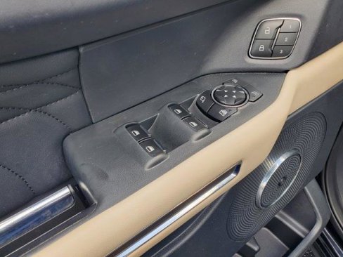 Certified 2022 Ford Expedition Platinum image 15
