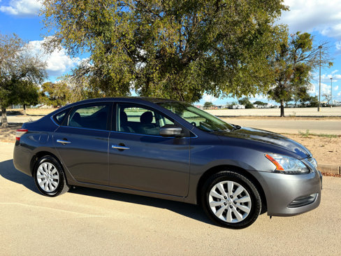Used 2015 Nissan Sentra SV w/ Navigation Package image 37