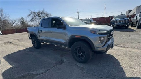 New 2025 GMC Canyon Elevation w/ Convenience Package image 2