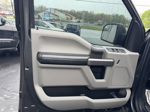 Used 2019 Ford F150 XLT w/ Equipment Group 302A Luxury image 15