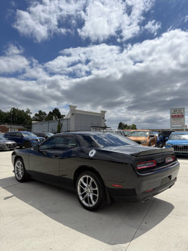 Used 2022 Dodge Challenger GT image 4