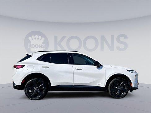 New 2025 Buick Envision Sport Touring image 8
