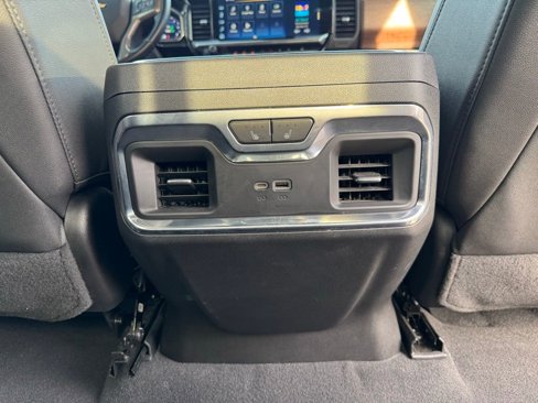 Used 2023 Chevrolet Silverado 1500 High Country w/ Technology Package image 26
