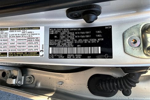 Used 2024 Toyota 4Runner TRD Off-Road Premium image 34