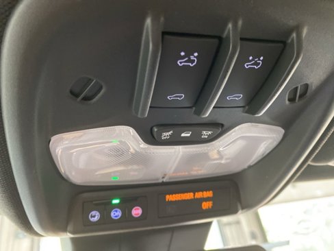 New 2026 Chevrolet Colorado ZR2 w/ Technology Package image 33