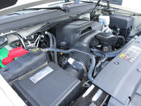 Used 2011 Chevrolet Suburban LTZ image 18