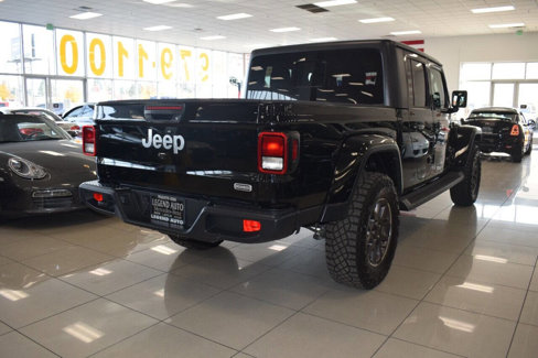 Used 2020 Jeep Gladiator Overland image 7