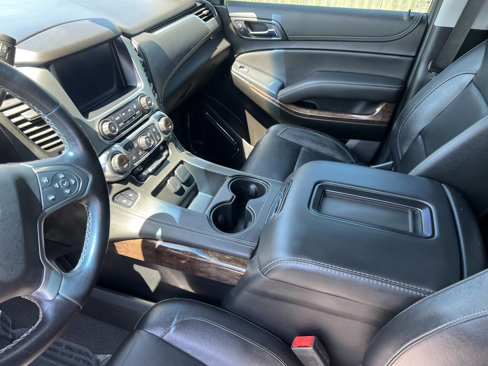Used 2020 Chevrolet Suburban LT image 14