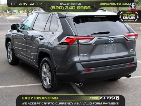 Used 2022 Toyota RAV4 XLE image 5