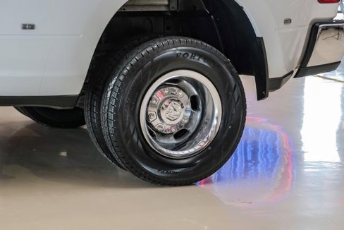 Used 2024 RAM 3500 Tradesman w/ Chrome Appearance Group image 49