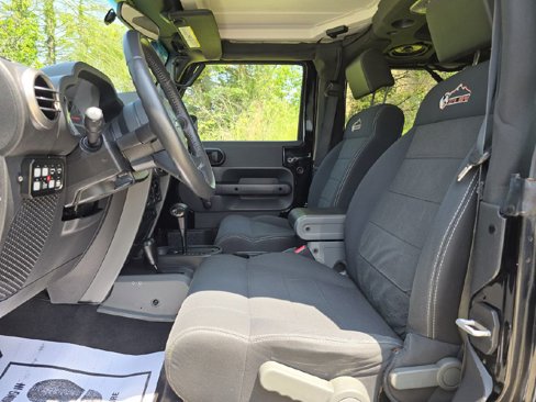 Used 2010 Jeep Wrangler Sport image 13