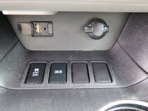 Used 2016 Toyota Highlander Limited image 26
