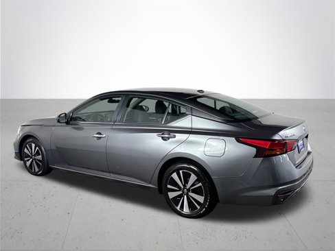 Used 2022 Nissan Altima 2.5 SV image 8