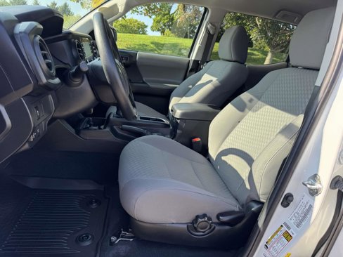 Used 2023 Toyota Tacoma SR image 14