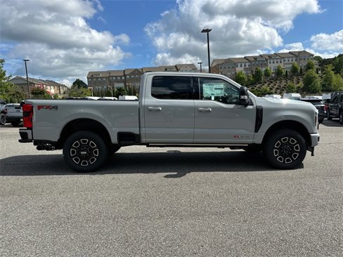 New 2025 Ford F250 Platinum image 8