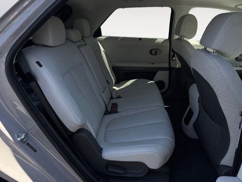 New 2025 Hyundai Ioniq 5 Limited image 18