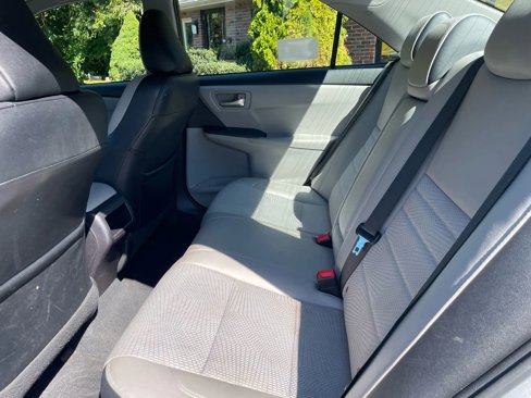 Used 2016 Toyota Camry SE image 37